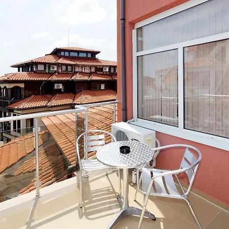 Red House 3* Nesebar