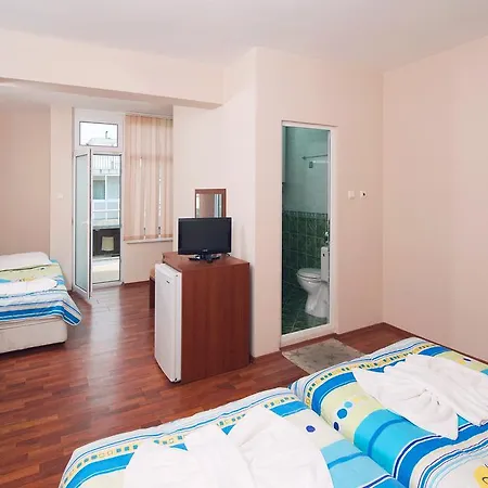 Guest house Red House Nesebar