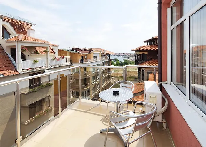 Red House Πανσιόν